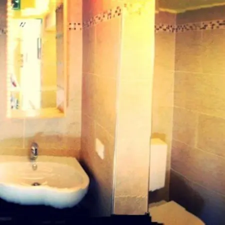 Bright, Quiet! In The Center. *